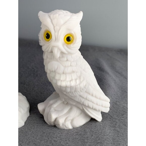 Vintage Italian Alabaster Owl Figurines with Yellow Eyes 1980s - Picture 2 of 16